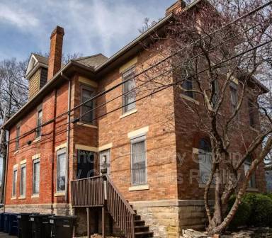 Main picture of 1355-1357 Dennison Ave