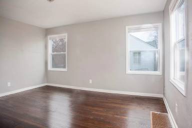 Main picture of 12520 Grandview Rd