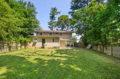 Main picture of 101 Rockyford Rd NE