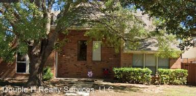Main picture of 7540 Kings Ridge Rd