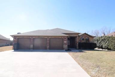 Main picture of 5401 Spring Valley Dr