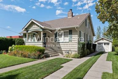 Main picture of 2424 W Pacific Ave
