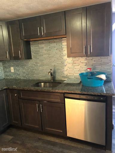 Main picture of 120 Belmont St