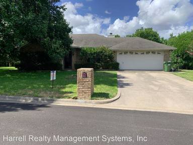 Main picture of 1101 December Dr