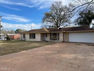 Main picture of 1612 Main St