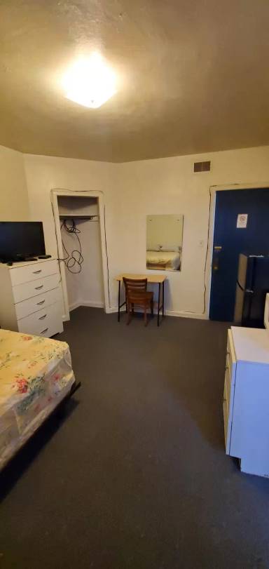 Main picture of 401 Market St