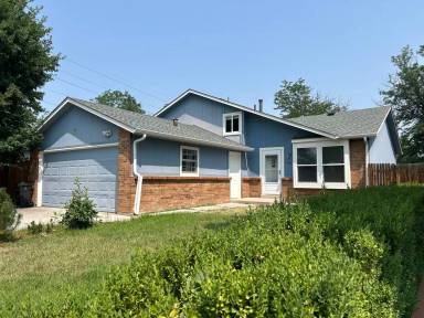 Main picture of 1507 S Krameria St