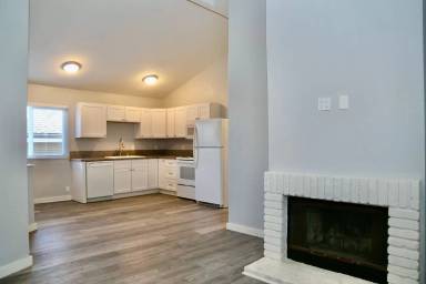Main picture of 4709 River Ave