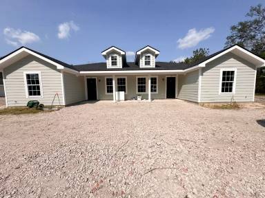 Main picture of 3776 Ware St