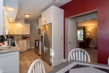 Main picture of 831 Federal Ct