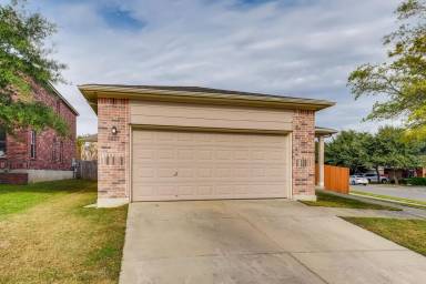 Main picture of 6607 Shadden Oaks