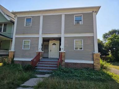 Main picture of 536 E 117th St