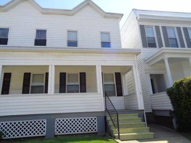 Main picture of 4023 Falls Rd