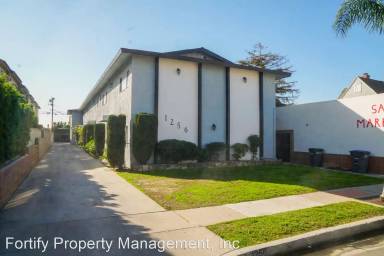 Main picture of 1256 W Gardena Blvd