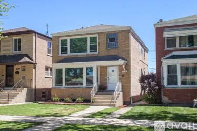 Main picture of 5755 S Meade Ave