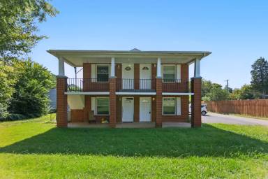 Main picture of 2508 Cecelia Ave