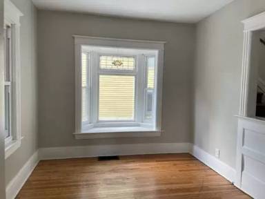 Main picture of 72 Bancroft Dr