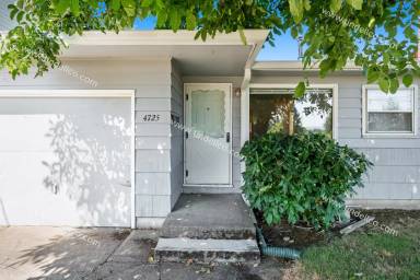 Main picture of 4725 NE 92nd Ave