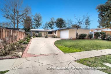 Main picture of 20510 Hamlin St