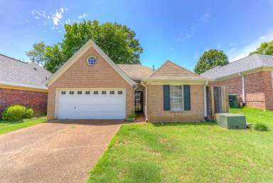 Main picture of 895 Timber Grove Dr