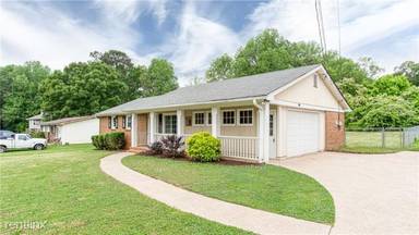 Main picture of 2773 Michelle Cir