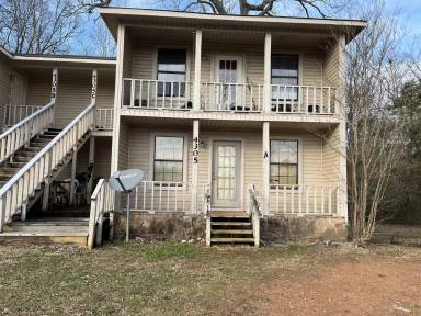 Main picture of 4305 Old Memphis Pike