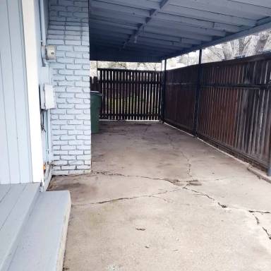 Main picture of 3541 Blue Gum St