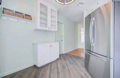 Main picture of 1301 W Mulberry Dr