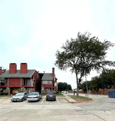 Main picture of 9839 Walnut St