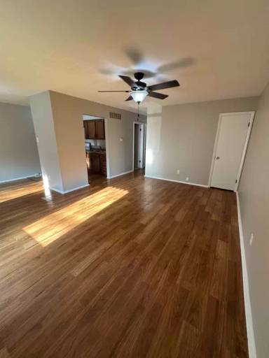Main picture of 3740 Dixie Dr