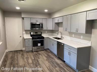 Main picture of 5018 Venuto Way