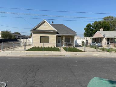 Main picture of 4670 S Box Elder St