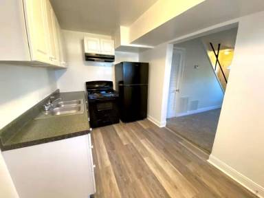 Main picture of 2701 Midlothian Tpke