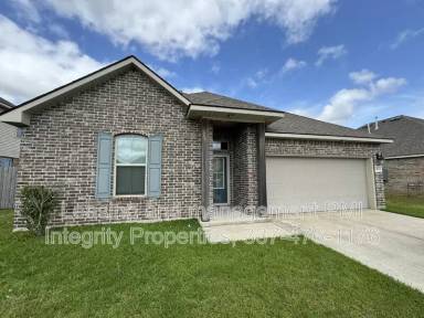 Main picture of 104 Garden Oaks Ave