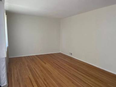 Main picture of 3216 Alvarado Dr NE