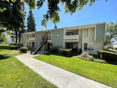 Main picture of 610 River St