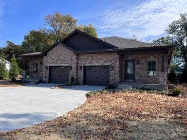 Main picture of 235 Guthrie Dr