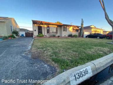 Main picture of 13836 Ibbetson Ave