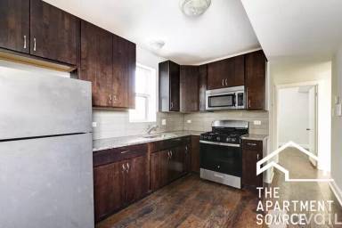 Main picture of 4876 W Armitage Ave