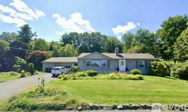Main picture of 151 Pleasant St