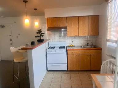 Main picture of 1001 Wolf St