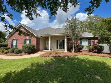 Main picture of 36 Pecan Lk