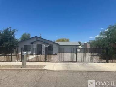 Main picture of 1133 E Hedrick Dr
