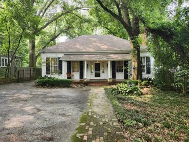 Main picture of 334 Felder Ave