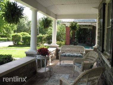 Main picture of 6379 Woodbine Ave