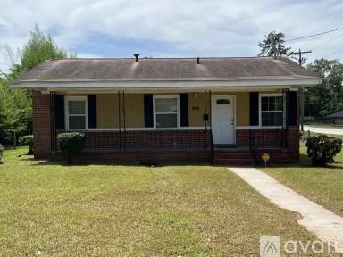 Main picture of 2813 Azalea Ave