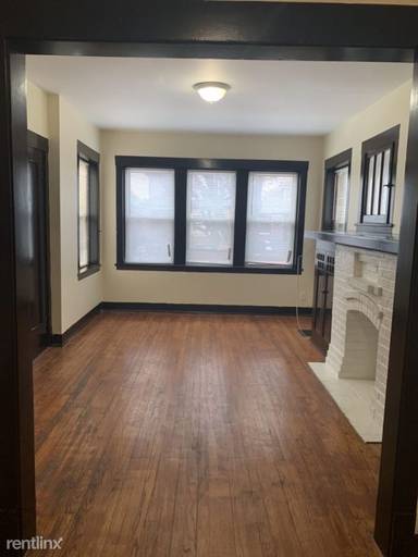 Main picture of 5037 W Deming Pl