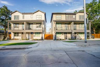 Main picture of 2835 Forest Park Blvd