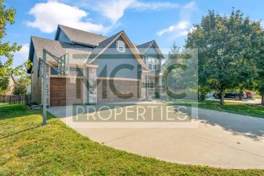 Main picture of 2353 SW Current Ct