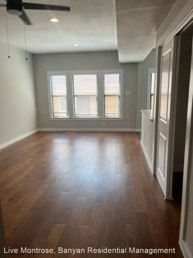 Main picture of 417 W Main St